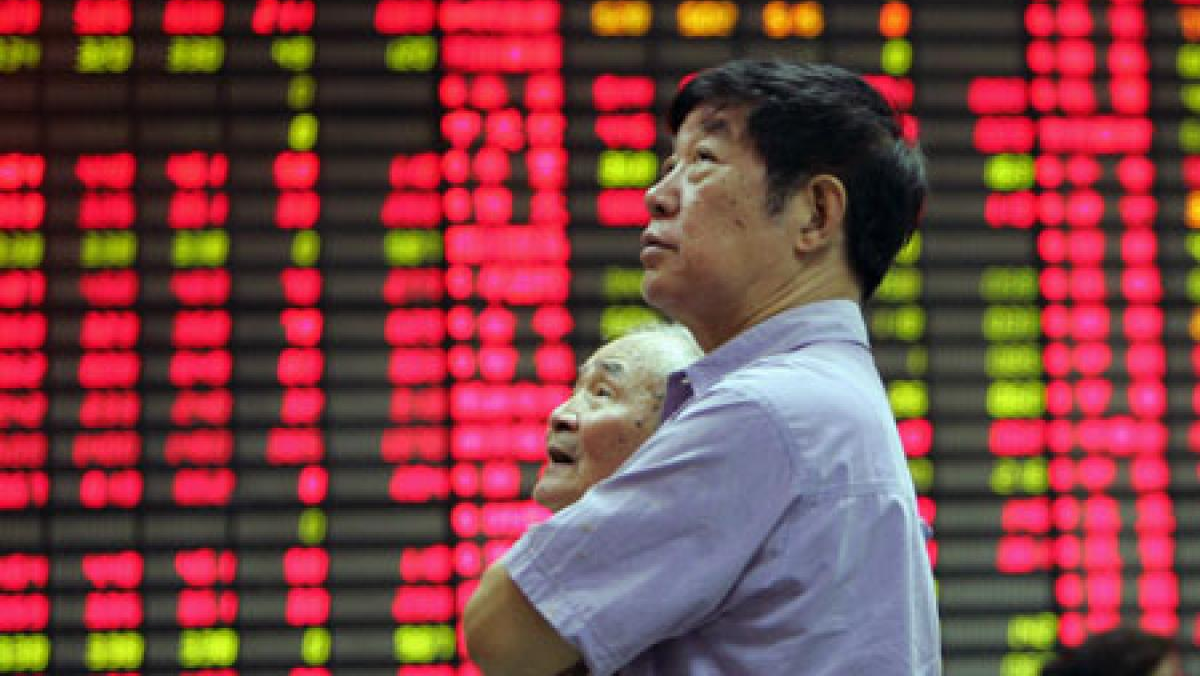 Na chińskich giełdach notowania spadły o 8%